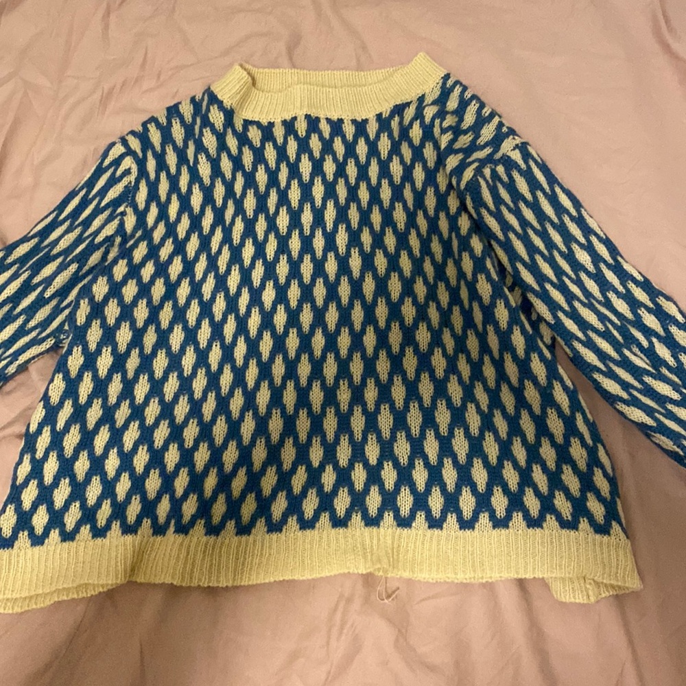 Knit sweater